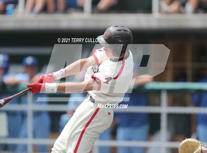 Thumbnail 2 in Pleasant Grove vs. American Fork (UHSAA 6A Final) photogallery.
