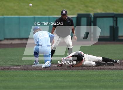Thumbnail 1 in Pleasant Grove vs. American Fork (UHSAA 6A Final) photogallery.