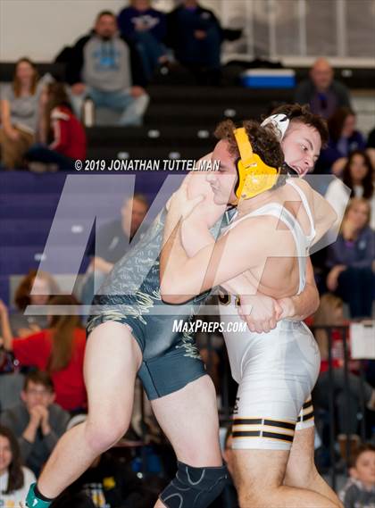 Thumbnail 3 in CHSAA State 4A Region 2 Qualifying Tournament (Finals) photogallery.