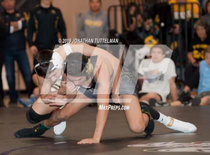 Thumbnail 3 in CHSAA State 4A Region 2 Qualifying Tournament (Finals) photogallery.