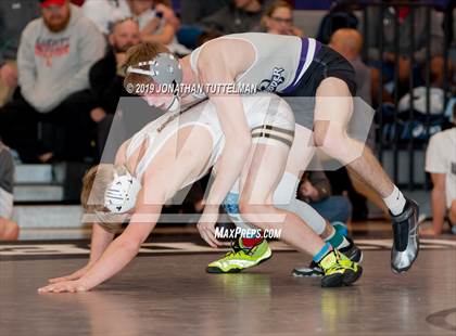 Thumbnail 1 in CHSAA State 4A Region 2 Qualifying Tournament (Finals) photogallery.