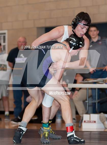Thumbnail 3 in CHSAA State 4A Region 2 Qualifying Tournament (Finals) photogallery.