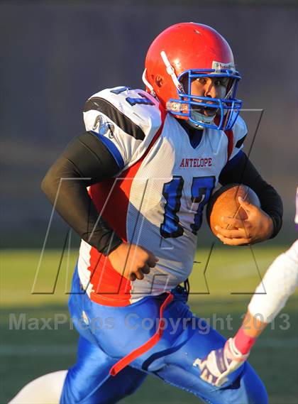 Thumbnail 3 in Antelope @ Northwest Christian photogallery.