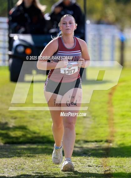 Thumbnail 1 in UIL 2A Girls Cross Country State Final photogallery.