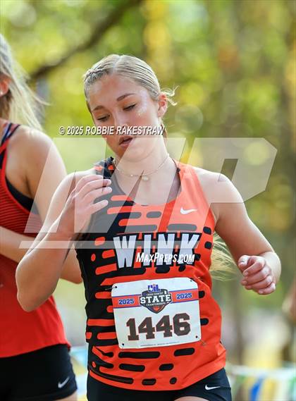 Thumbnail 3 in UIL 2A Girls Cross Country State Final photogallery.