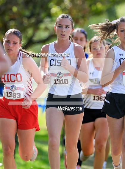 Thumbnail 1 in UIL 2A Girls Cross Country State Final photogallery.