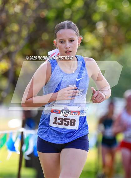 Thumbnail 3 in UIL 2A Girls Cross Country State Final photogallery.