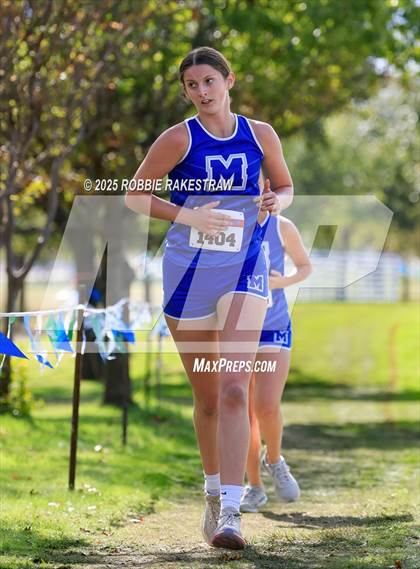Thumbnail 1 in UIL 2A Girls Cross Country State Final photogallery.