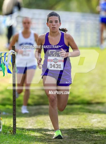Thumbnail 1 in UIL 2A Girls Cross Country State Final photogallery.