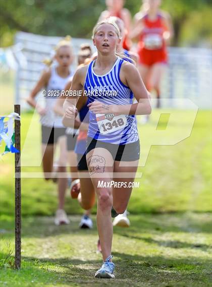 Thumbnail 2 in UIL 2A Girls Cross Country State Final photogallery.