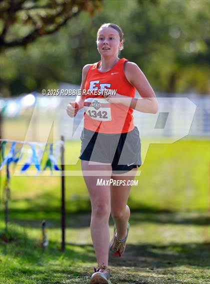 Thumbnail 2 in UIL 2A Girls Cross Country State Final photogallery.