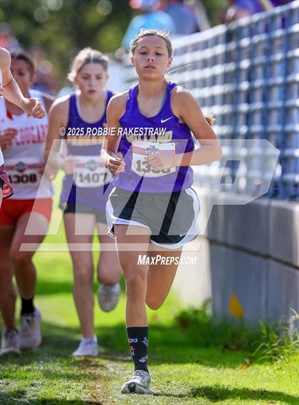 Thumbnail 2 in UIL 2A Girls Cross Country State Final photogallery.