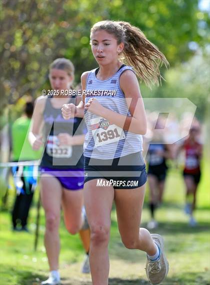 Thumbnail 2 in UIL 2A Girls Cross Country State Final photogallery.
