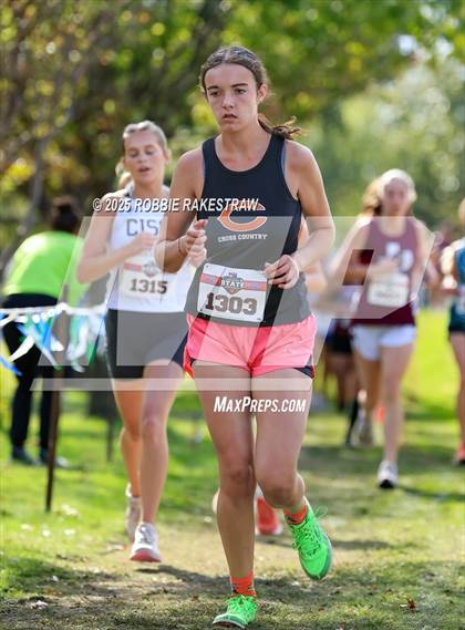 Thumbnail 3 in UIL 2A Girls Cross Country State Final photogallery.