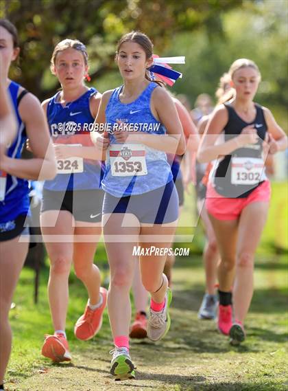 Thumbnail 3 in UIL 2A Girls Cross Country State Final photogallery.