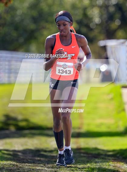 Thumbnail 2 in UIL 2A Girls Cross Country State Final photogallery.