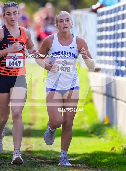 Thumbnail 3 in UIL 2A Girls Cross Country State Final photogallery.