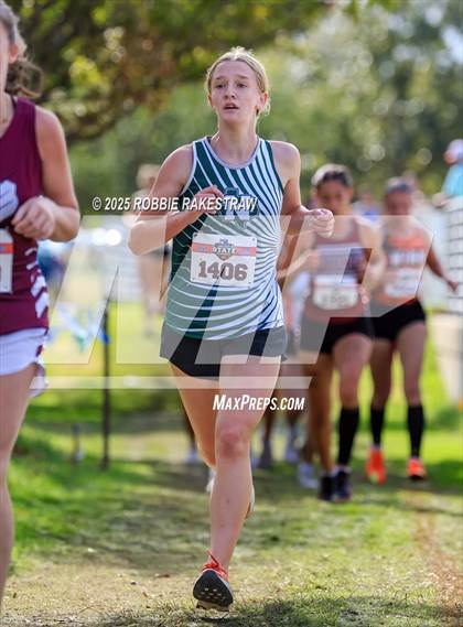 Thumbnail 1 in UIL 2A Girls Cross Country State Final photogallery.