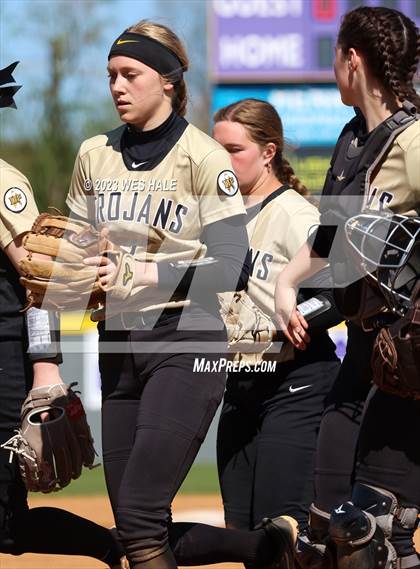 Thumbnail 3 in Lewisburg vs. Dyersburg photogallery.