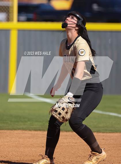 Thumbnail 3 in Lewisburg vs. Dyersburg photogallery.