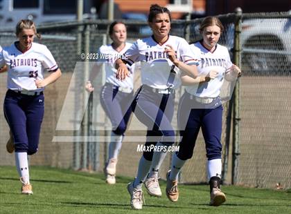Thumbnail 2 in Lewisburg vs. Dyersburg photogallery.