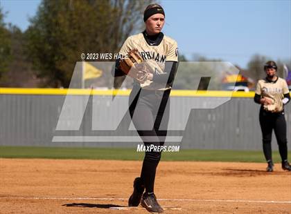 Thumbnail 3 in Lewisburg vs. Dyersburg photogallery.