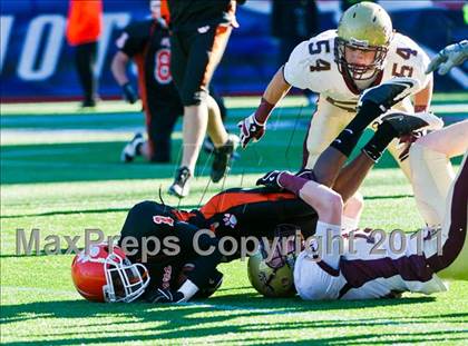 Thumbnail 1 in Oliver Ames vs. Concord-Carlisle (MIAA Division 3 East Final) photogallery.