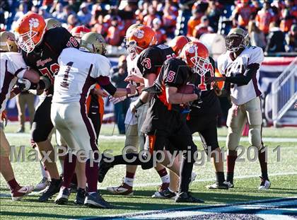 Thumbnail 1 in Oliver Ames vs. Concord-Carlisle (MIAA Division 3 East Final) photogallery.