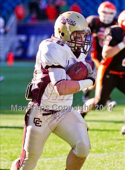 Thumbnail 3 in Oliver Ames vs. Concord-Carlisle (MIAA Division 3 East Final) photogallery.