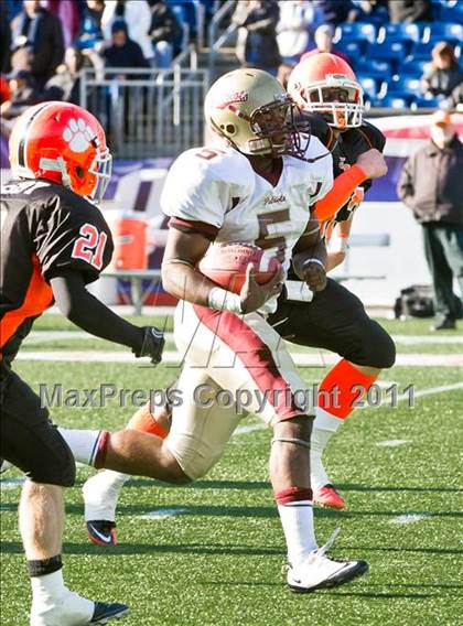 Thumbnail 2 in Oliver Ames vs. Concord-Carlisle (MIAA Division 3 East Final) photogallery.