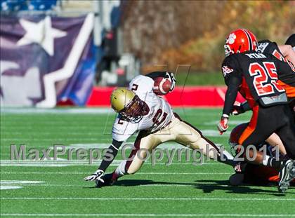 Thumbnail 2 in Oliver Ames vs. Concord-Carlisle (MIAA Division 3 East Final) photogallery.