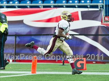 Thumbnail 2 in Oliver Ames vs. Concord-Carlisle (MIAA Division 3 East Final) photogallery.
