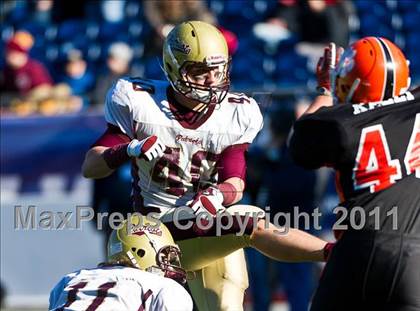 Thumbnail 3 in Oliver Ames vs. Concord-Carlisle (MIAA Division 3 East Final) photogallery.