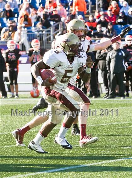 Thumbnail 3 in Oliver Ames vs. Concord-Carlisle (MIAA Division 3 East Final) photogallery.