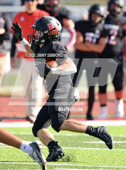 Thumbnail 2 in Mascoutah @ Highland (IHSA 5A Second Round Playoffs) photogallery.