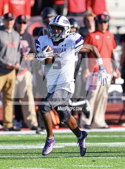 Thumbnail 2 in Mascoutah @ Highland (IHSA 5A Second Round Playoffs) photogallery.