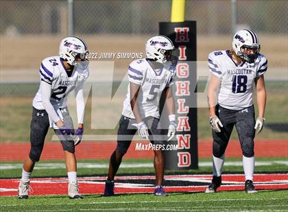 Thumbnail 1 in Mascoutah @ Highland (IHSA 5A Second Round Playoffs) photogallery.