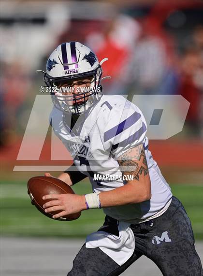 Thumbnail 3 in Mascoutah @ Highland (IHSA 5A Second Round Playoffs) photogallery.
