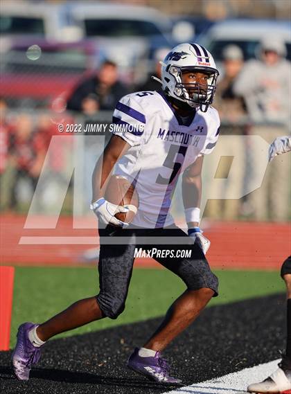 Thumbnail 2 in Mascoutah @ Highland (IHSA 5A Second Round Playoffs) photogallery.