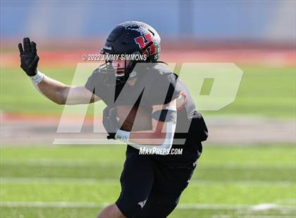 Thumbnail 3 in Mascoutah @ Highland (IHSA 5A Second Round Playoffs) photogallery.