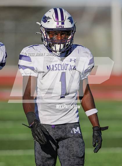 Thumbnail 3 in Mascoutah @ Highland (IHSA 5A Second Round Playoffs) photogallery.