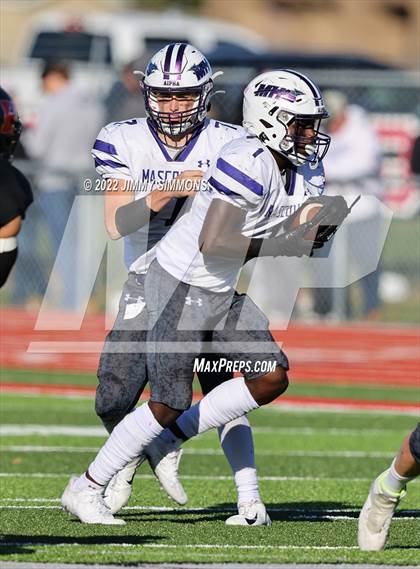 Thumbnail 3 in Mascoutah @ Highland (IHSA 5A Second Round Playoffs) photogallery.