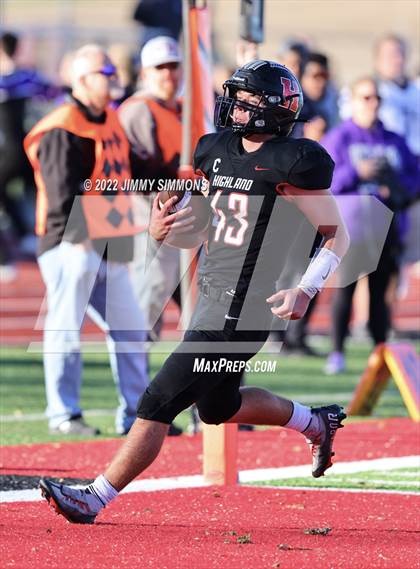 Thumbnail 1 in Mascoutah @ Highland (IHSA 5A Second Round Playoffs) photogallery.