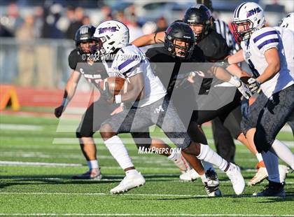 Thumbnail 3 in Mascoutah @ Highland (IHSA 5A Second Round Playoffs) photogallery.