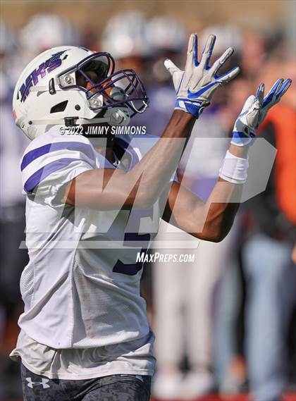 Thumbnail 2 in Mascoutah @ Highland (IHSA 5A Second Round Playoffs) photogallery.