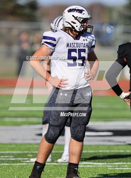 Thumbnail 2 in Mascoutah @ Highland (IHSA 5A Second Round Playoffs) photogallery.