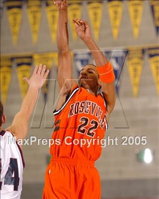 Thumbnail 2 in Roseville vs. Union Mine (Del Oro Invitational) photogallery.
