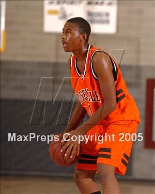 Thumbnail 1 in Roseville vs. Union Mine (Del Oro Invitational) photogallery.
