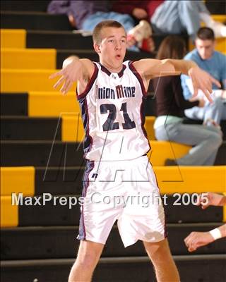 Thumbnail 2 in Roseville vs. Union Mine (Del Oro Invitational) photogallery.