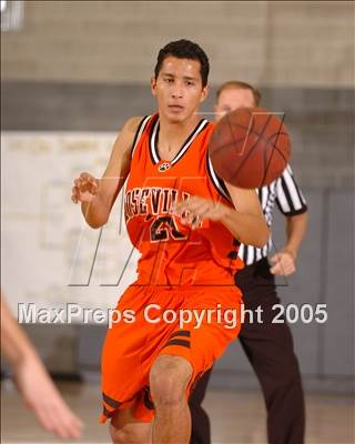 Thumbnail 3 in Roseville vs. Union Mine (Del Oro Invitational) photogallery.